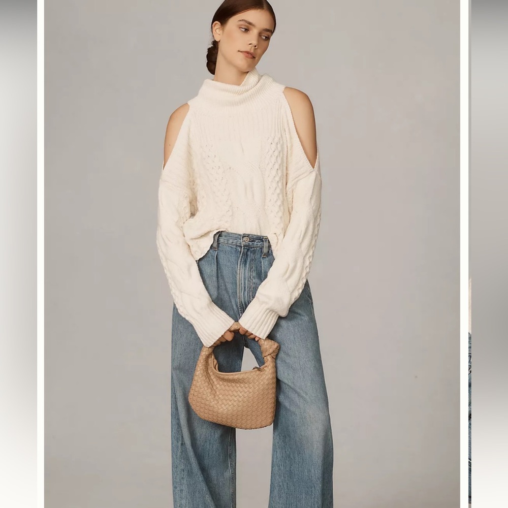 Anthropologie Cold Shoulder Cable Sweater, Size Small.